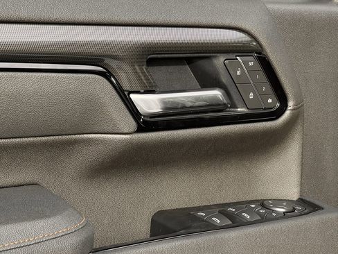 New 2026 GMC Sierra 2500 AT4 w/ AT4 Premium Plus Package image 19