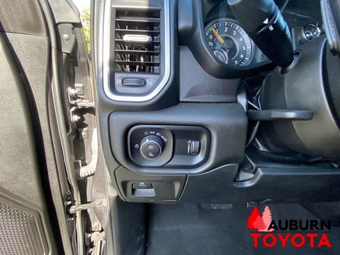 Used 2022 RAM 1500 Big Horn RWD image 34