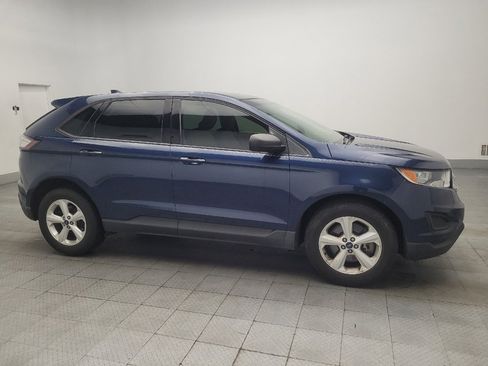 Used 2017 Ford Edge SE image 11