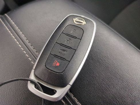 Used 2025 Nissan Sentra SV FWD image 34
