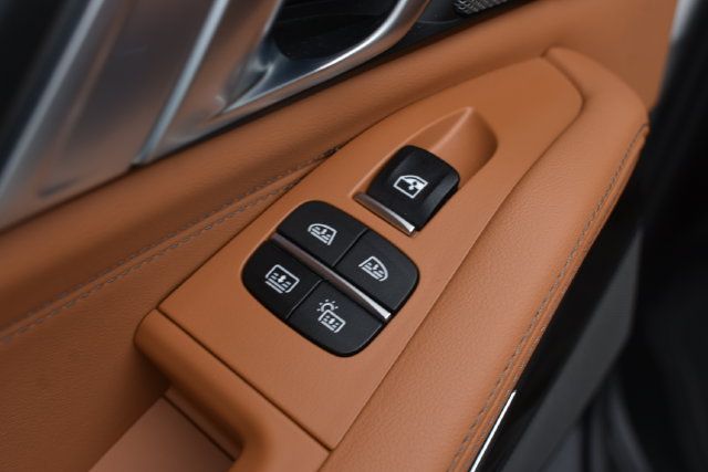 Used 2026 BMW X7 xDrive40i AWD/4WD image 42