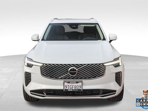 Certified 2025 Volvo XC90 B6 Core w/ Climate Package image 2