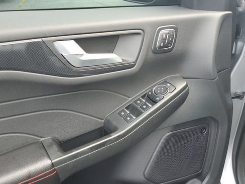 Used 2024 Ford Escape ST-Line Elite w/ Premium Technology Package AWD/4WD image 7