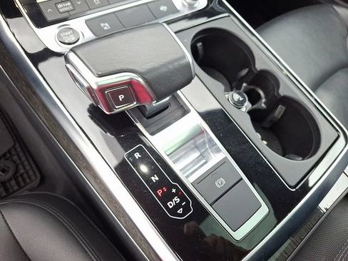 Used 2021 Audi Q7 3.0T Premium Plus w/ Premium Plus Package AWD/4WD image 16