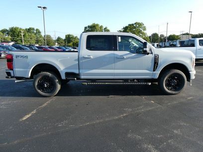 New 2026 Ford F250 Lariat w/ Black Appearance Package