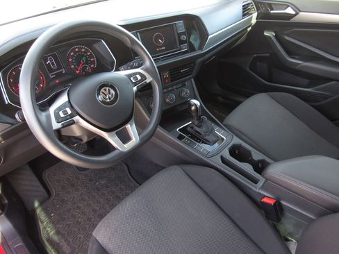 Used 2021 Volkswagen Jetta S image 13