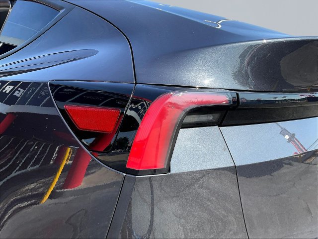 Used 2026 Tesla Model Y 2WD image 24