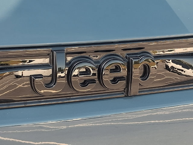 Used 2026 Jeep Grand Cherokee Summit AWD/4WD image 30