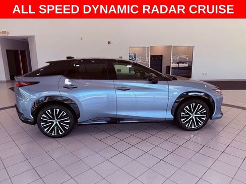 Used 2023 Lexus RZ 450e Premium w/ Technology Package image 9