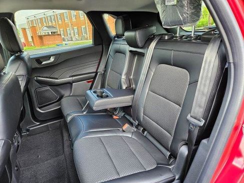 New 2024 Ford Escape SE image 19