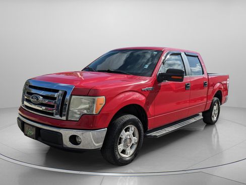 Used 2011 Ford F150 XLT w/ XLT Convenience Pkg image 2