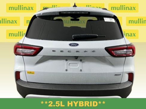 New 2025 Ford Escape Base w/ PHEV Premium Package image 8