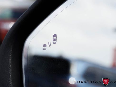 Used 2020 Ford Explorer ST w/ Premium Technology Package image 28