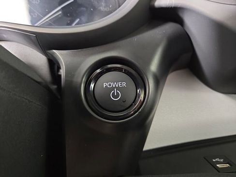 New 2026 Toyota Sienna XLE image 25