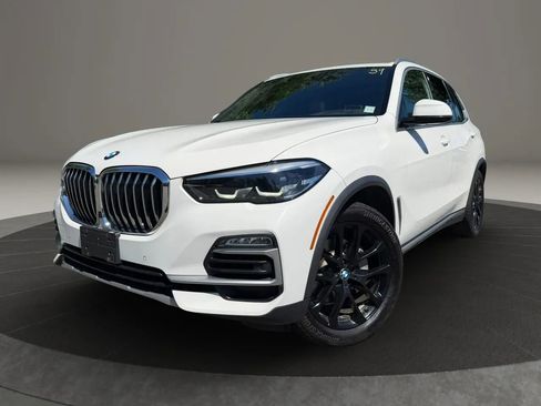 Used 2019 BMW X5 xDrive40i w/ Premium Package 2 AWD/4WD image 1