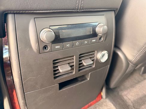 Used 2008 Cadillac Escalade EXT image 37