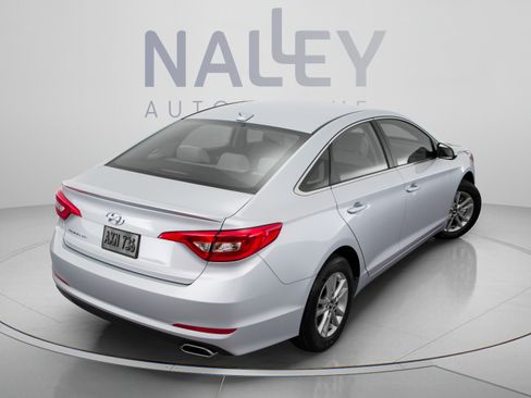 Used 2016 Hyundai Sonata Sport w/ Option Group 02 FWD image 7