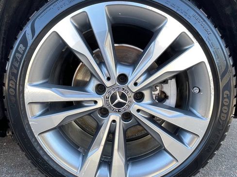 Used 2017 Mercedes-Benz C 300 Sedan w/ Premium 1 Package image 12