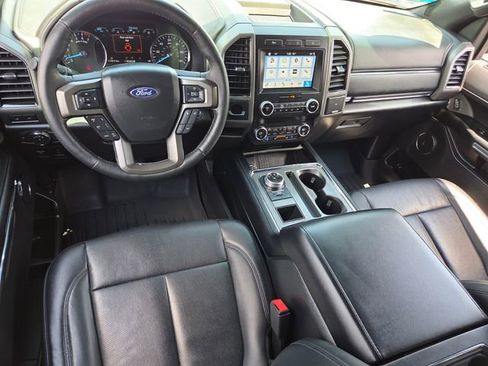 Used 2019 Ford Expedition XLT w/ Equipment Group 202A RWD image 62