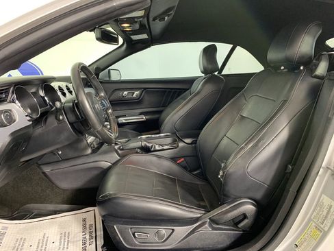 Used 2016 Ford Mustang GT Premium RWD image 17