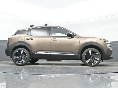 New 2026 Nissan Kicks SR w/ Cold Weather Package AWD/4WD image 27