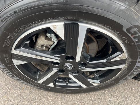 Certified 2024 Nissan Sentra SV image 38