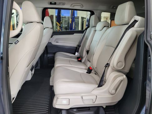 New 2026 Honda Odyssey EX-L image 8