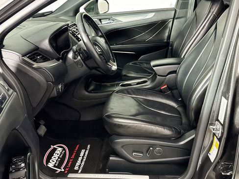 Used 2019 Lincoln MKC Reserve w/ MKC Climate Package image 14