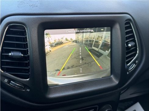 Used 2019 Jeep Compass Trailhawk w/ Leather Interior Group AWD/4WD image 50