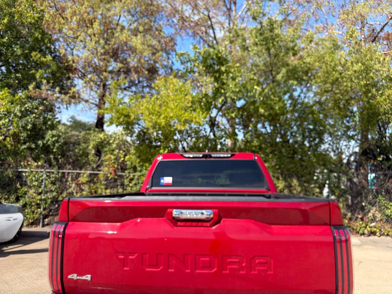 Used 2024 Toyota Tundra Limited AWD/4WD image 6
