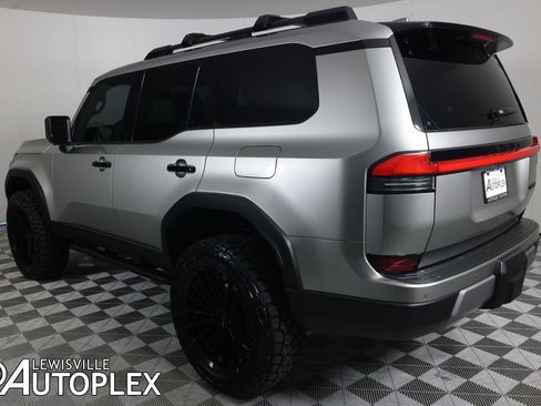 Used 2026 Lexus GX 550 AWD/4WD image 7