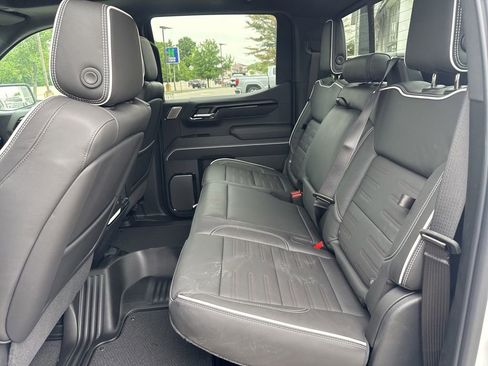 New 2026 GMC Sierra 1500 AT4X w/ LPO, Black Badging Package AWD/4WD image 25