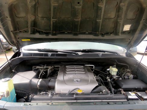 Used 2008 Toyota Sequoia Limited image 31