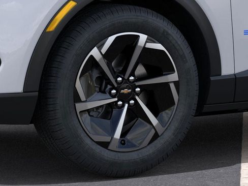 New 2026 Chevrolet Equinox EV LT AWD/4WD image 9