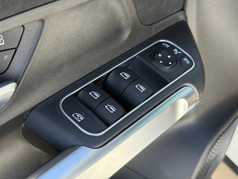New 2026 Mercedes-Benz GLB 35 AMG 4MATIC image 19