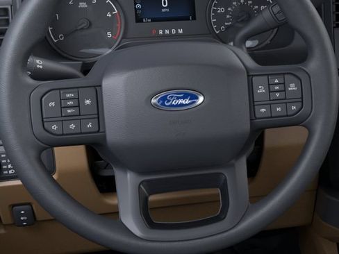 New 2026 Ford F450 XLT w/ XLT Value Package AWD/4WD image 14