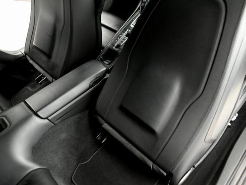 Used 2014 Porsche 911 Turbo S image 17