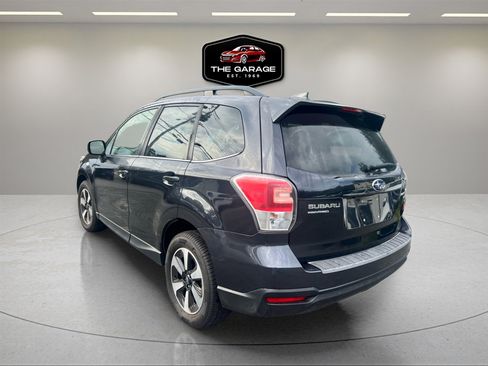 Used 2017 Subaru Forester 2.5i Limited image 3