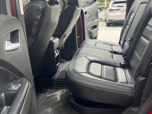 Used 2019 GMC Canyon Denali RWD image 16