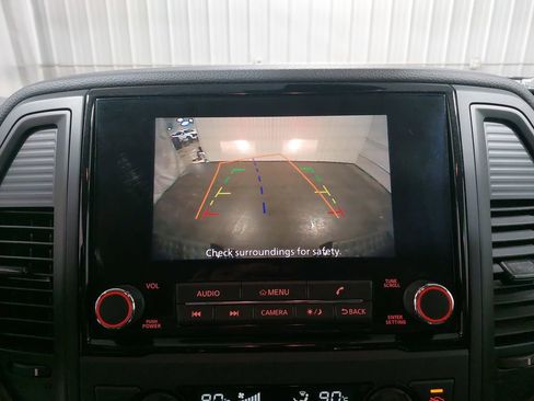 Certified 2024 Nissan Titan SV w/ SV Convenience Package image 23