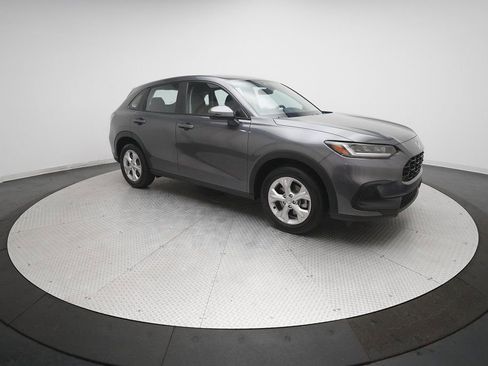 Used 2023 Honda HR-V LX image 13