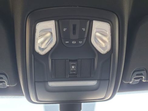 Used 2021 RAM 1500 Big Horn image 35