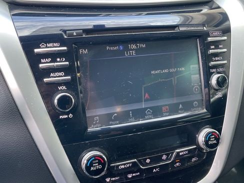 Used 2017 Nissan Murano SL image 9