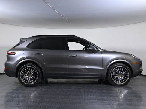 Certified 2021 Porsche Cayenne S image 8