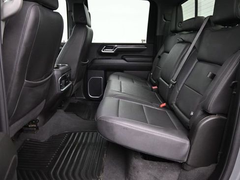 Used 2025 Chevrolet Silverado 2500 LTZ w/ LTZ Plus Package image 28