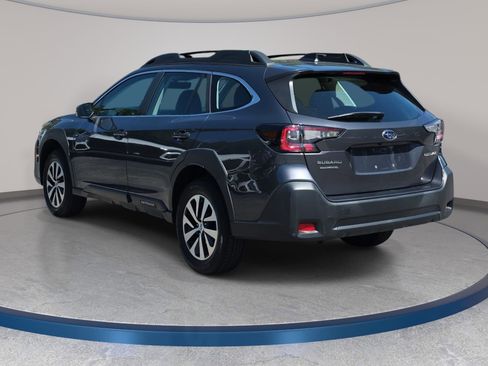 Used 2023 Subaru Outback AWD/4WD image 7