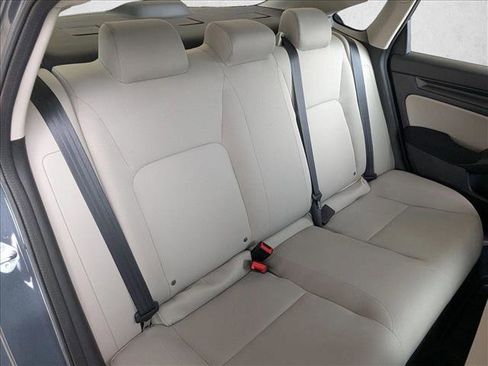 Used 2023 Honda Civic LX image 17