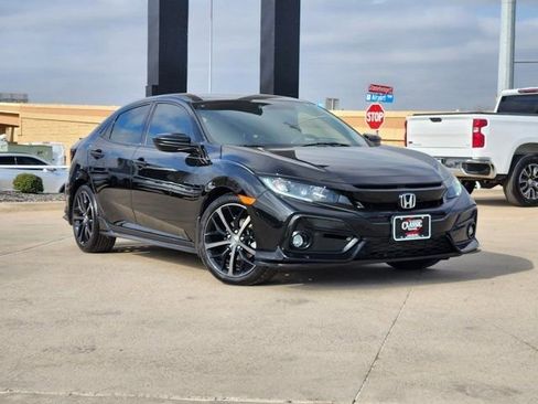 Used 2020 Honda Civic Sport image 2