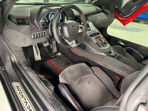 Used 2016 Lamborghini Aventador LP 700-4 image 25