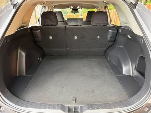 Used 2021 Toyota RAV4 LE image 31